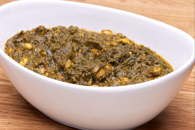 Saag Channa